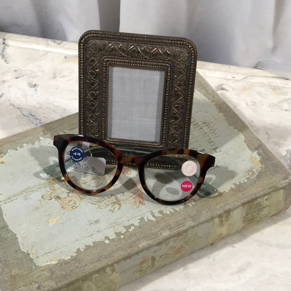 PEEPERS - 2.75 Power - Women’s Tortoise Shell Reading Glasses- NWT